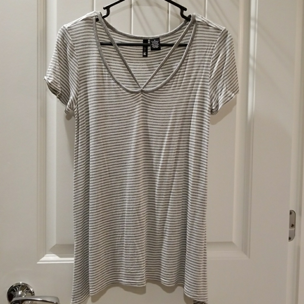 Gray and white stripe top